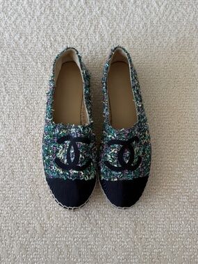 CHANEL tweed espadriles